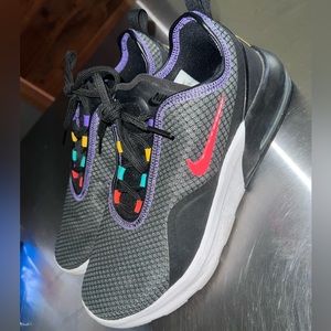 Nike Air Max Motion 2 Black Flash Crimson Men's Size 7.5 Sneakers A00266-008